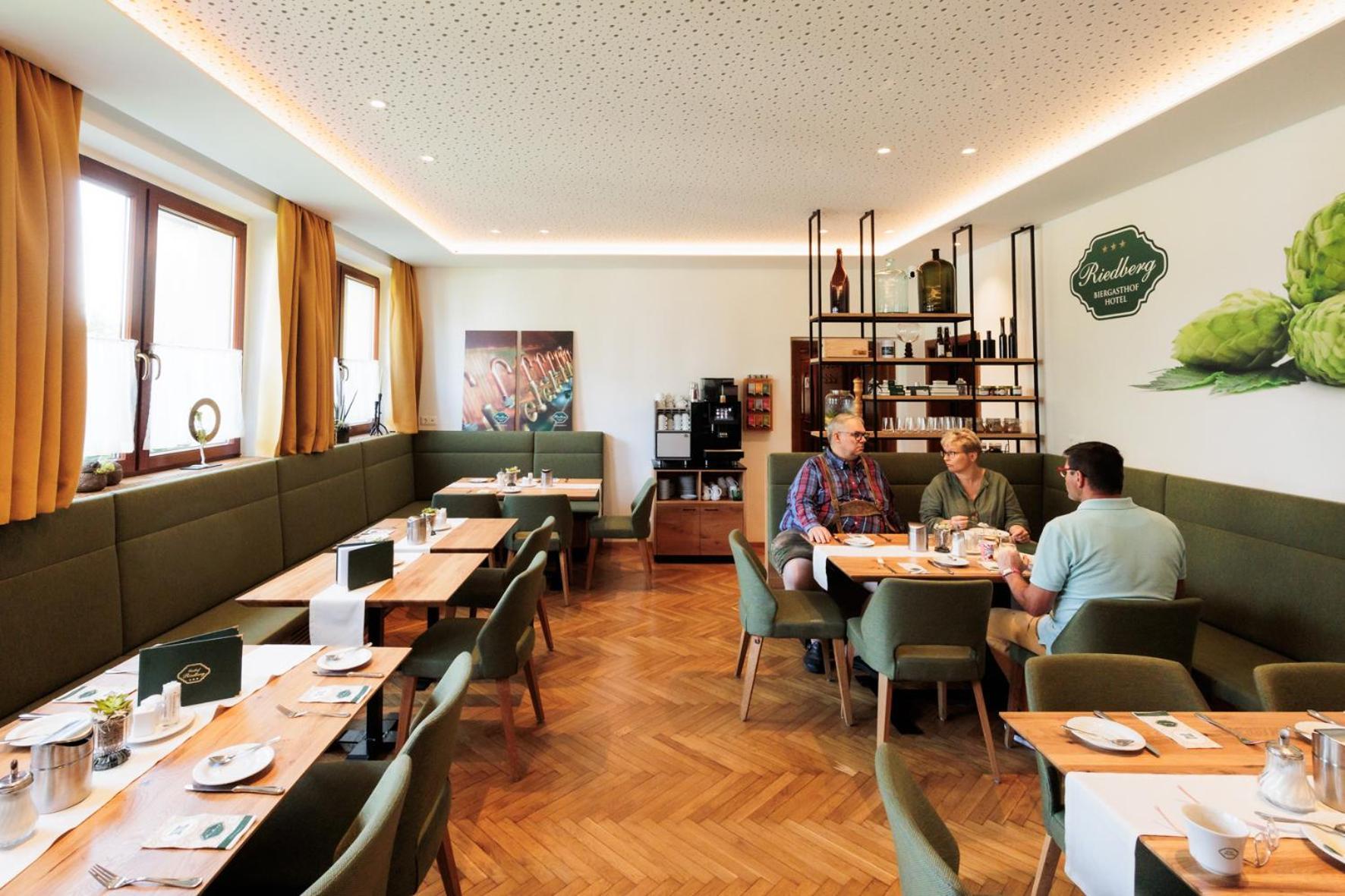 Biergasthof Riedberg Ried im Innkreis Dış mekan fotoğraf