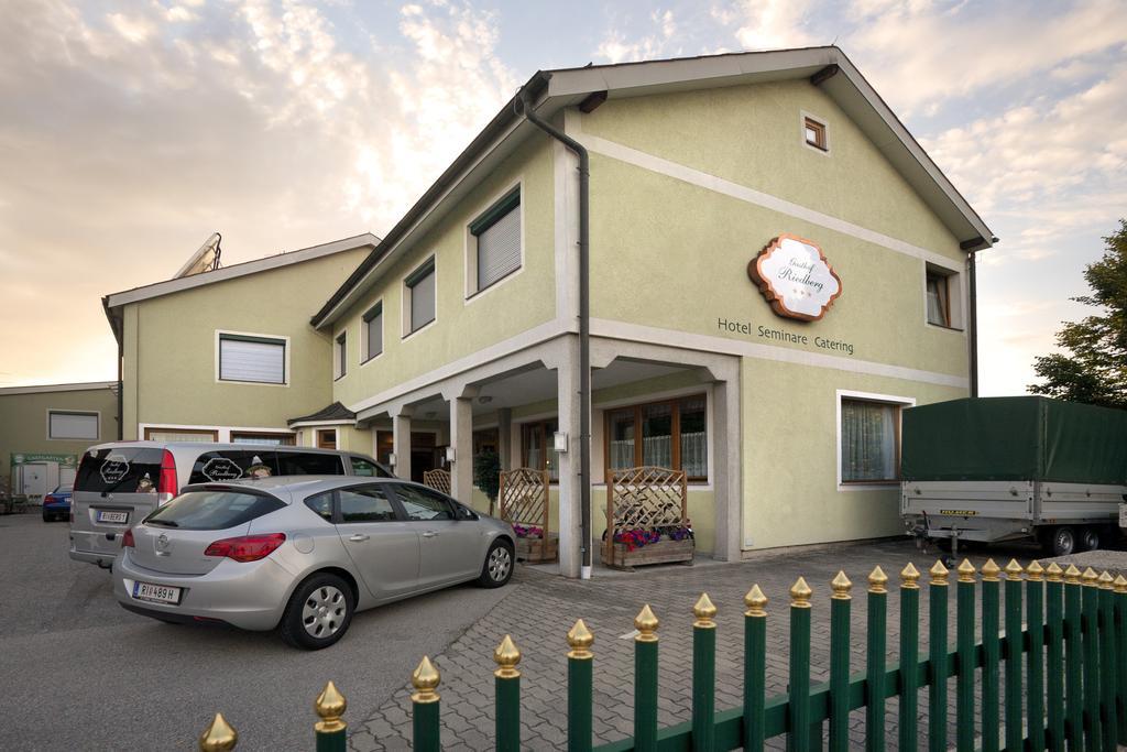 Biergasthof Riedberg Ried im Innkreis Dış mekan fotoğraf